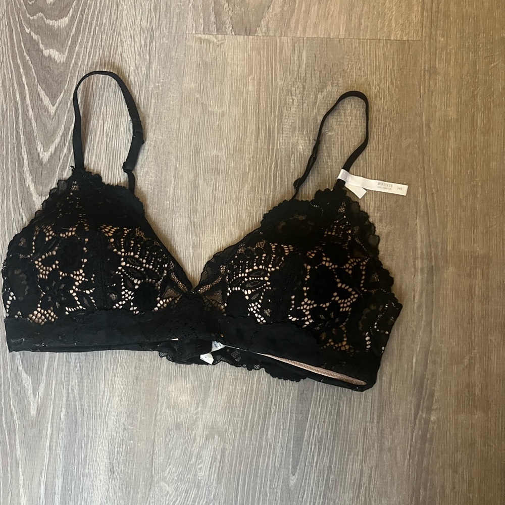 Aerie “Happy” Wireless light lined Bra